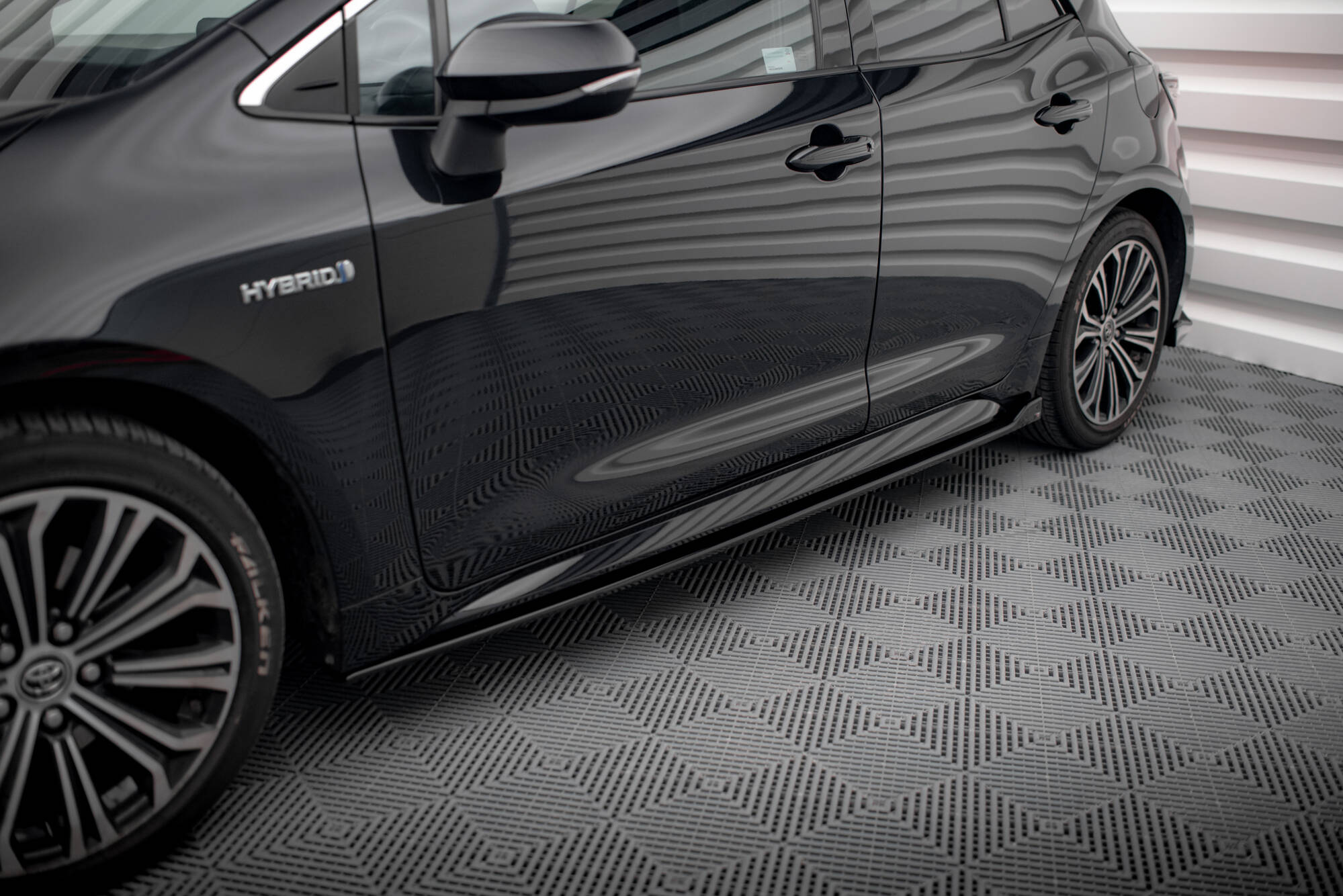 Seitenschweller Ansatz für Toyota Corolla XII Hatchback schwarz Hochglanz