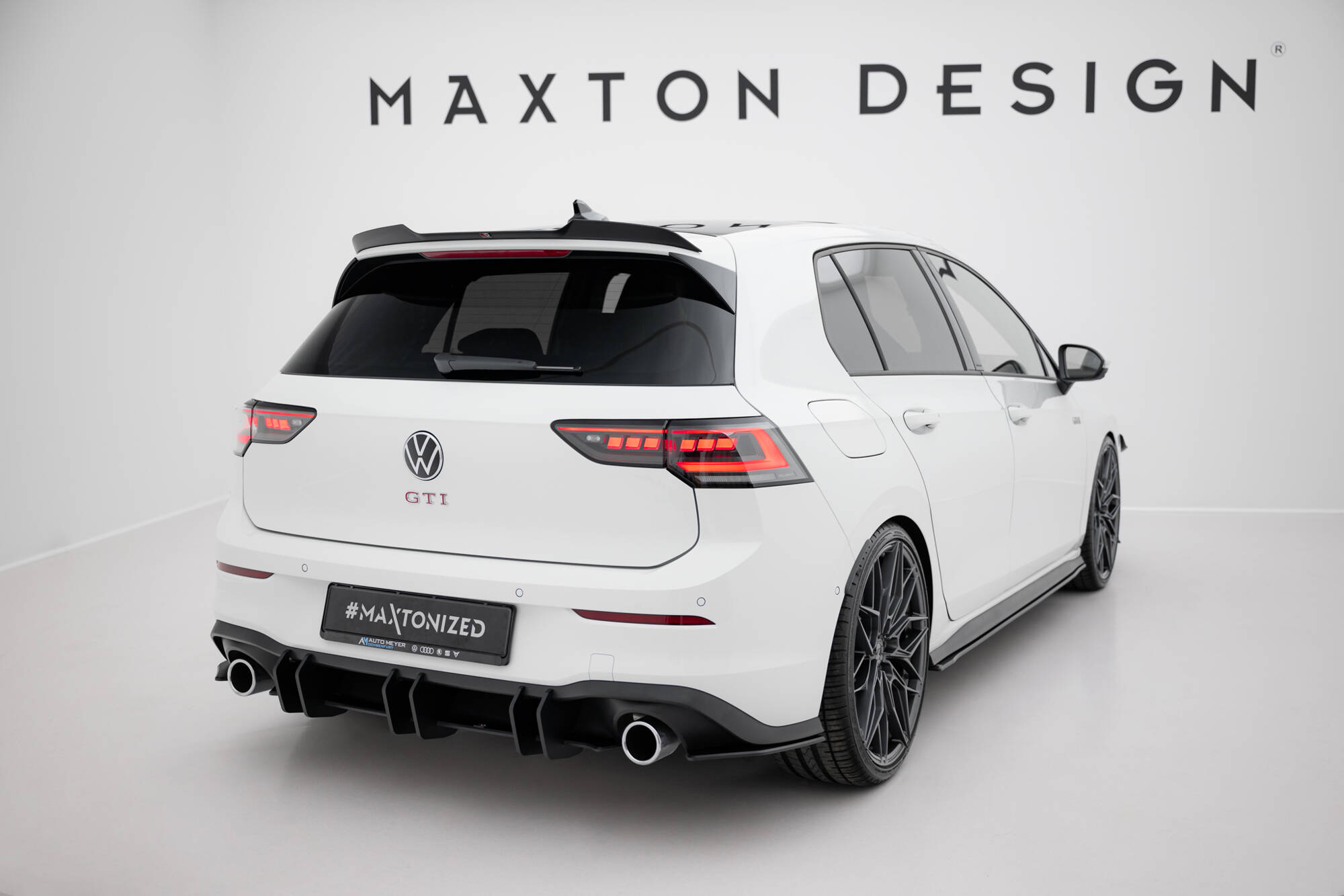 Street Pro Heck Ansatz Flaps passend für VW Golf 8 GTI rot