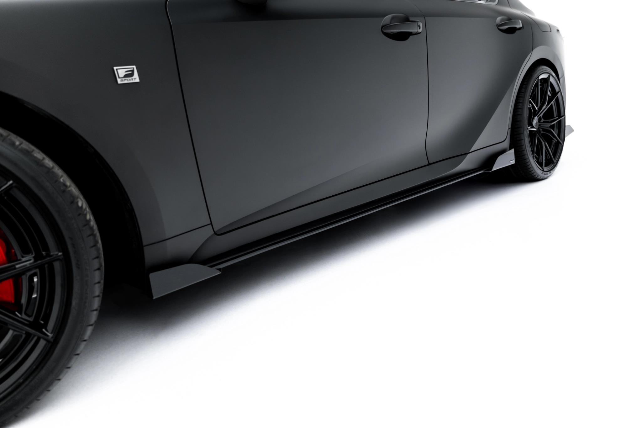 Seitenschweller Ansatz Paar + Flaps passend für Lexus IS 500 Mk3 Facelift 2 XE30 schwarz Hochglanz