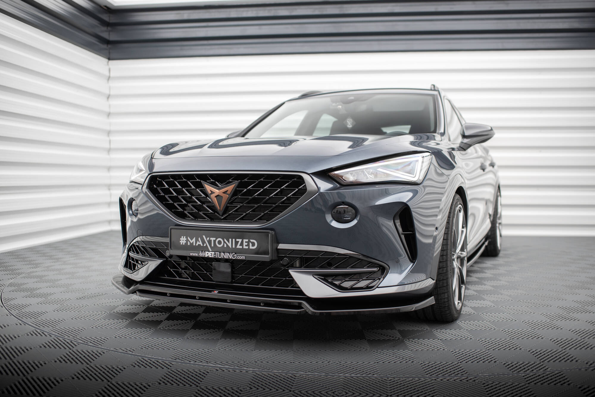 Frontlippe V.5 passend für CUPRA Formentor Mk1 schwarz Hochglanz