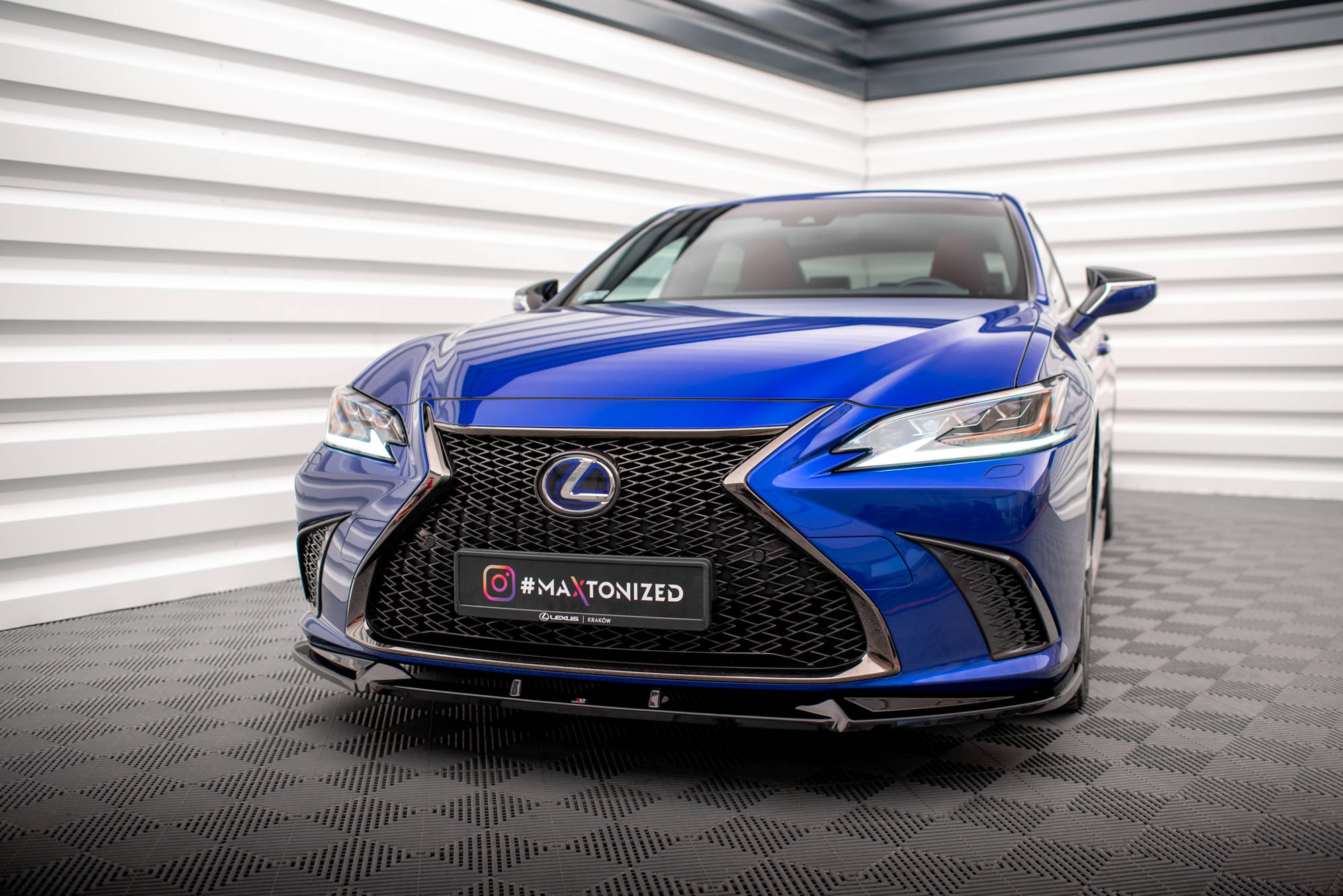 Street+ Spoilerlippe Front Ansatz V.2 passend für Lexus ES F Sport Mk7 schwarz Hochglanz