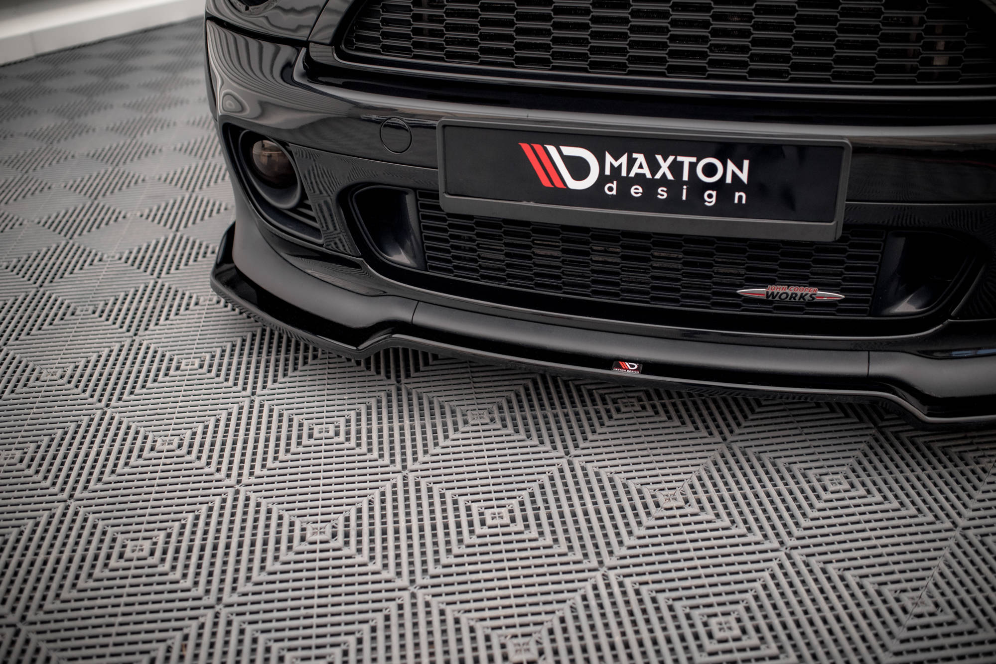 Street+ Spoilerlippe Front Ansatz V.2 passend für Mini Cooper John Cooper Works R56 schwarz Hochglanz