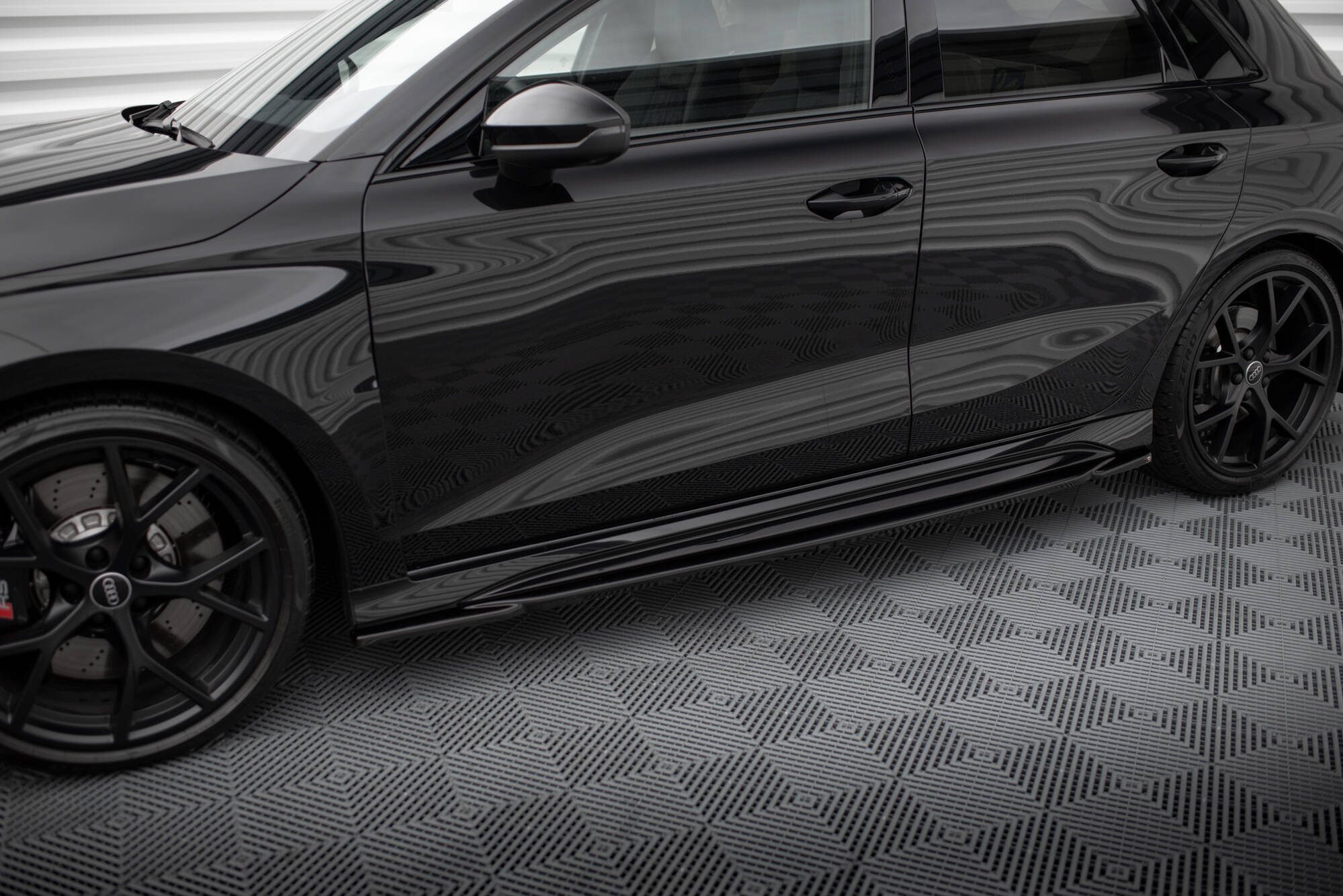 Street+ Seitenschweller Leisten passend für Audi RS3 Sportback 8Y schwarz Hochglanz