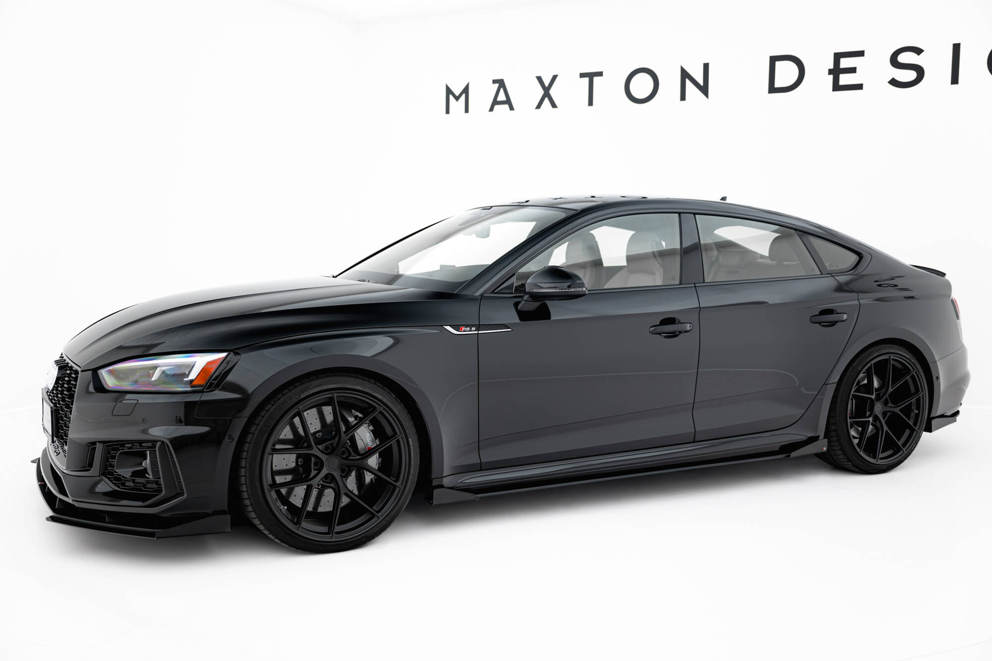 Street Pro Seitenschweller Leisten + Flaps passend für Audi RS5 Sportback F5 schwarz Hochglanz