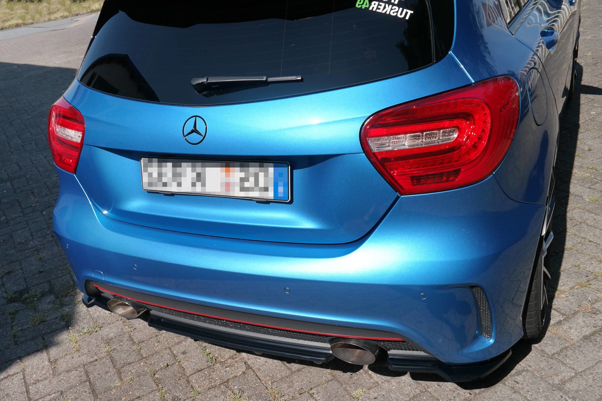 Street+ Mittlerer Diffusor RACE Heck Ansatz passend für Mercedes W176 AMG-LINE vor FL schwarz Hochglanz