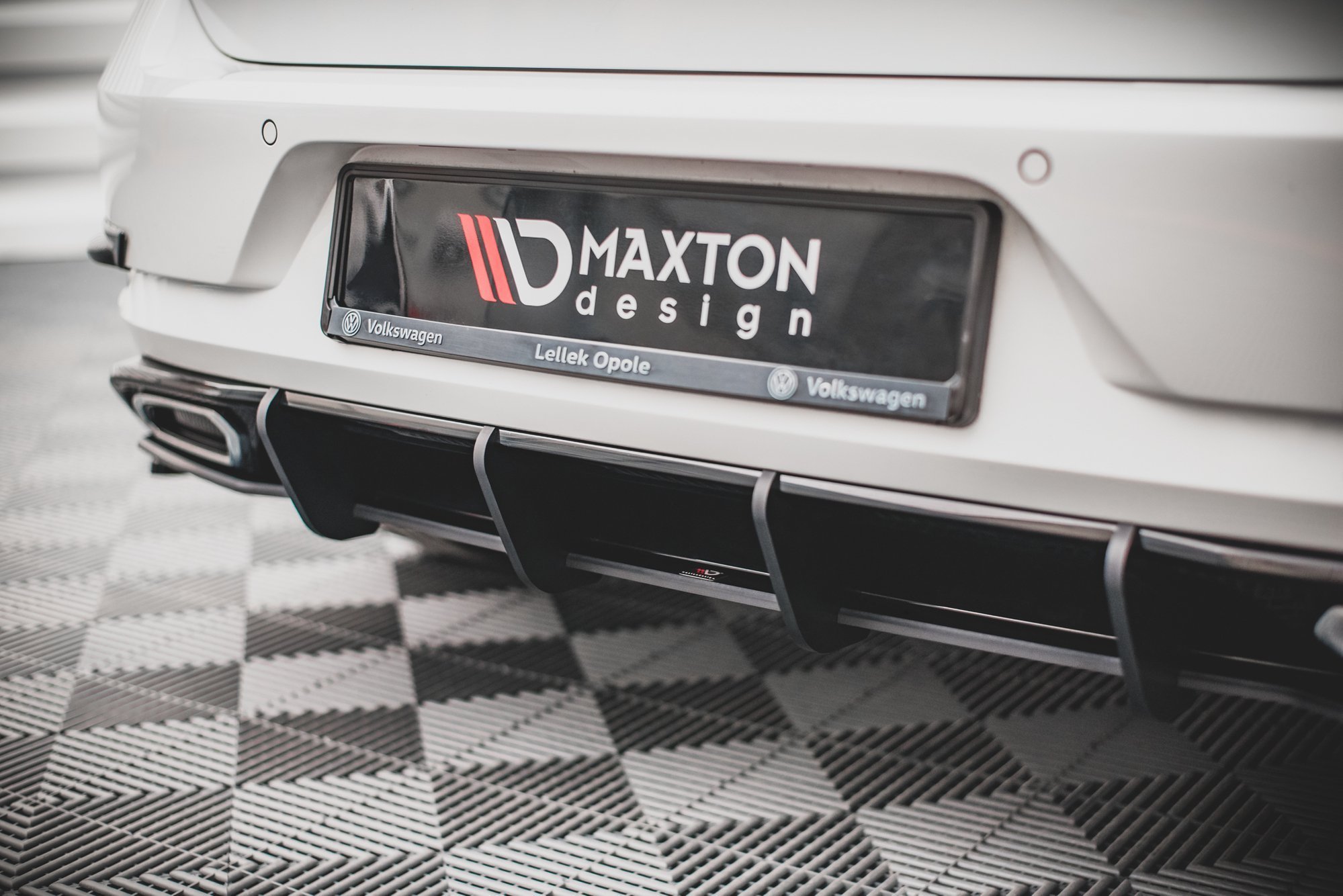 Street Pro Heckschürze Heck Ansatz Diffusor passend für VW Golf R-Line Mk 7 FL
