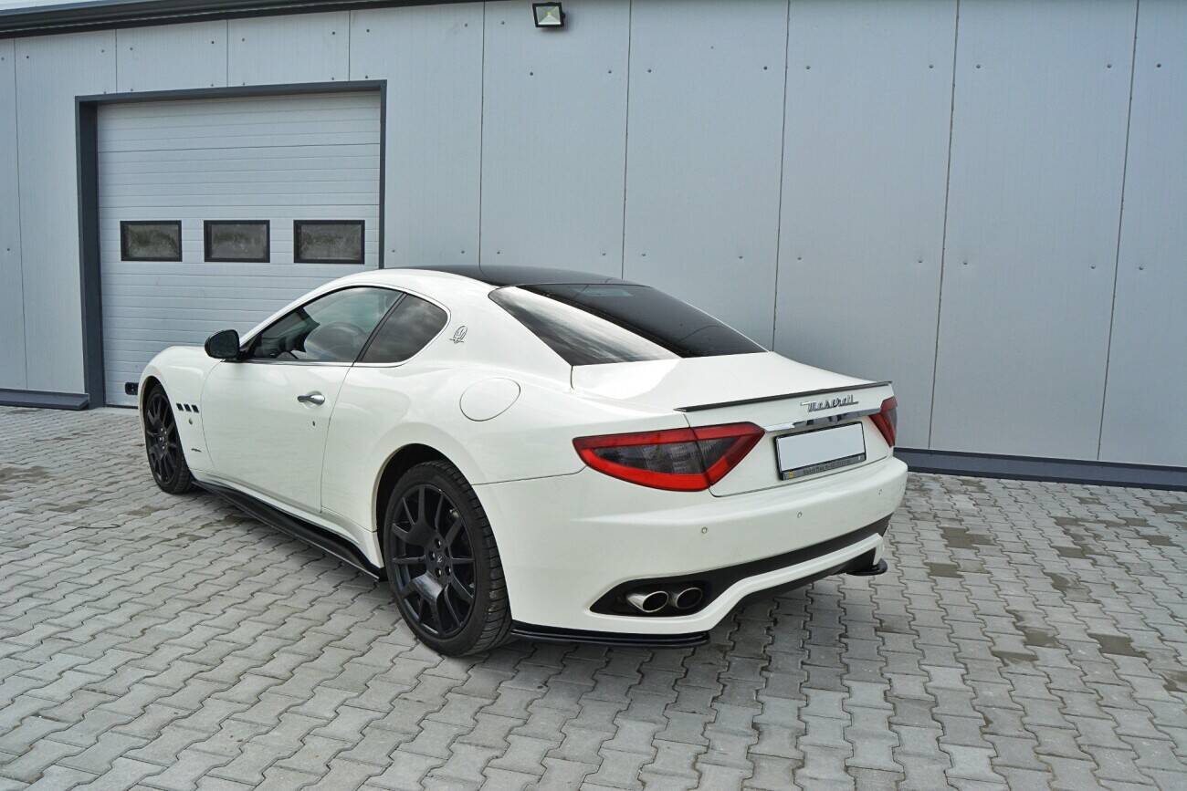 Seitenschweller Ansatz Paar passend für Maserati Granturismo Mk1 schwarz Hochglanz