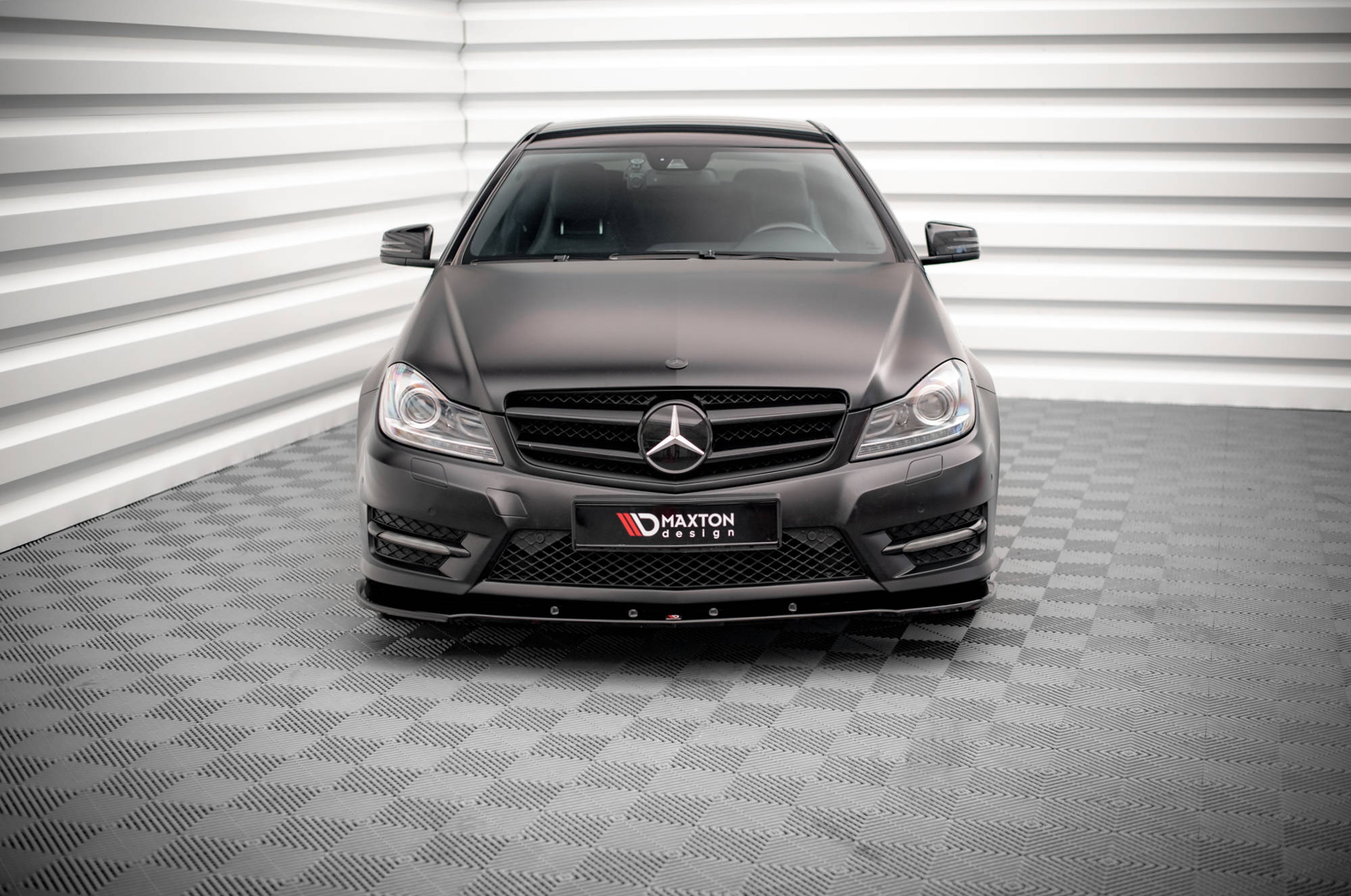 Street+ Spoilerlippe Front Ansatz V.2 passend für Mercedes C Coupe / Limousine / Kombi AMG-Line C204 / W204 FL / S204 FL schwarz Hochglanz