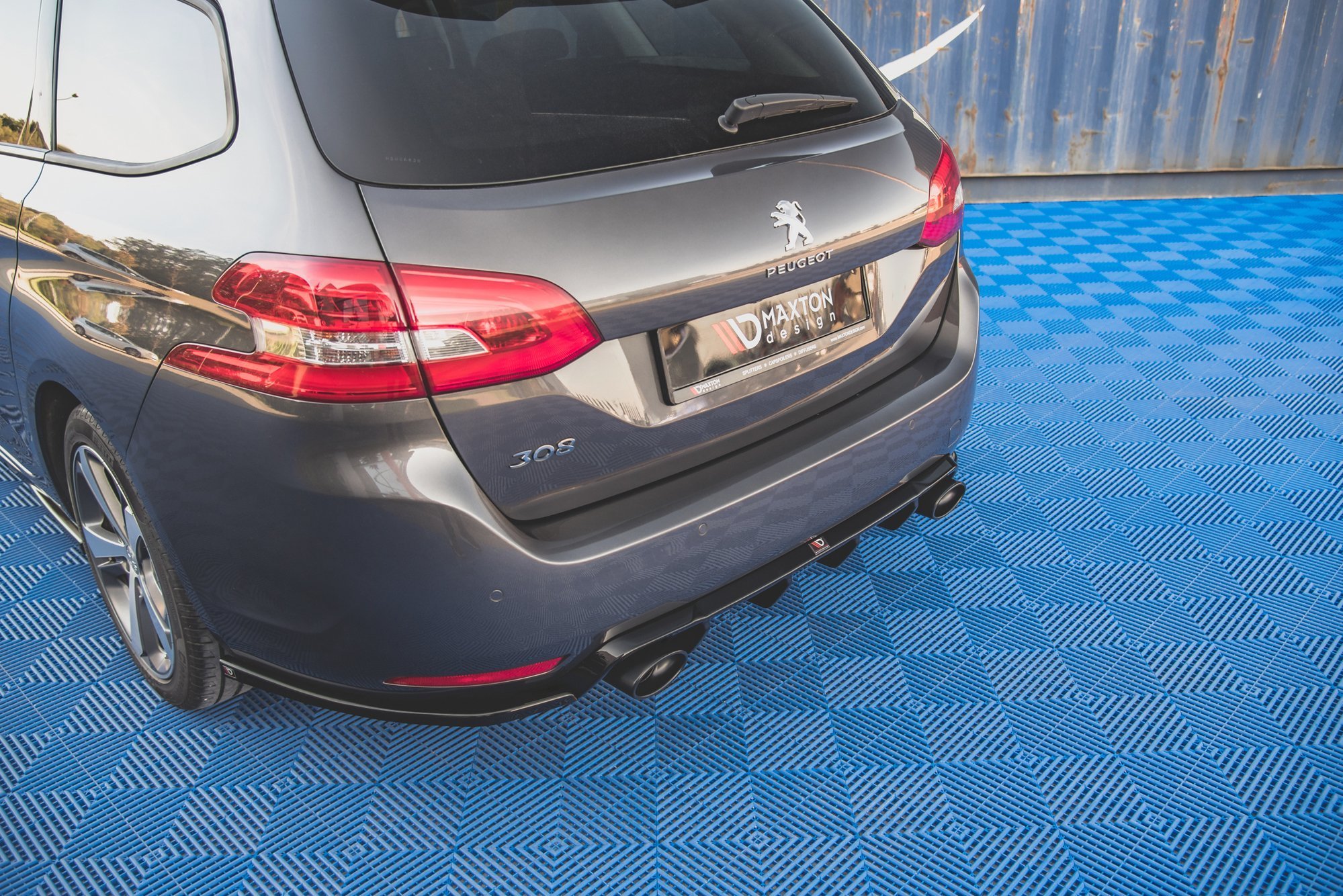Street+ Heck Ansatz Flaps V.2 passend für Peugeot 308 SW Mk2 schwarz Hochglanz