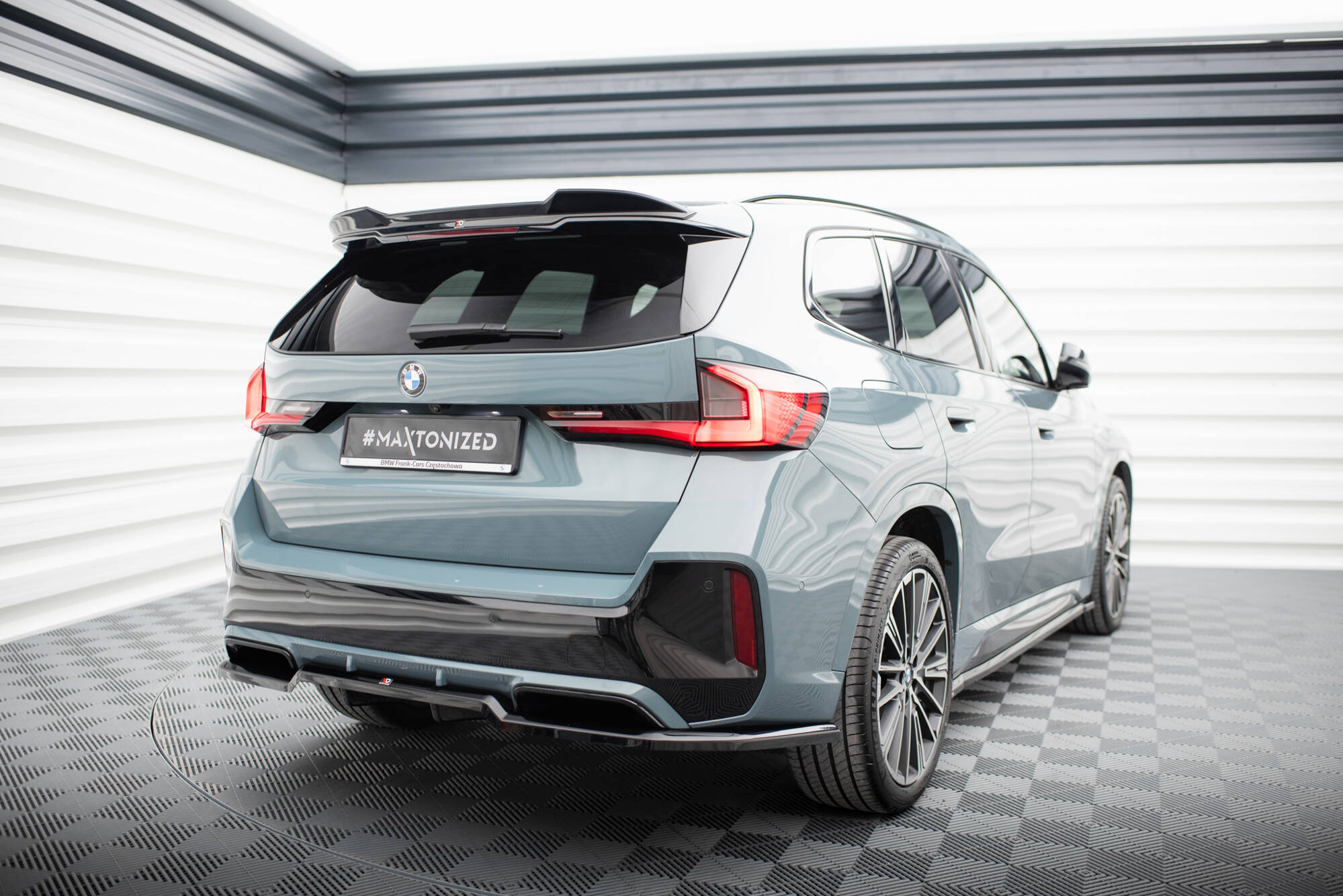 Heck Spoiler Aufsatz Abrisskante 3D passend für BMW X1 M-Paket U11 schwarz Hochglanz