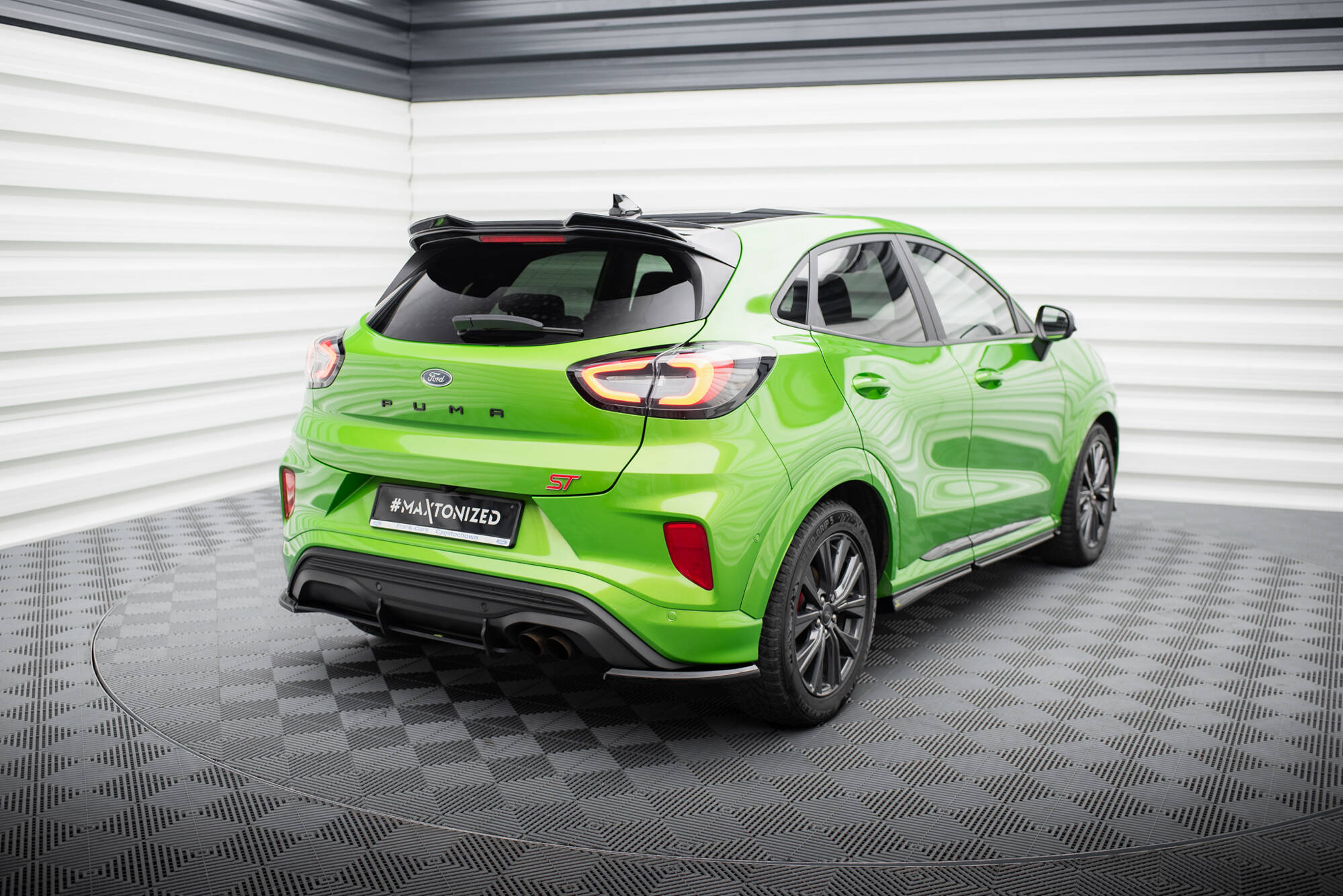 Heck Spoiler Aufsatz Abrisskante 3D passend für Ford Puma ST / ST-Line X Mk1 schwarz Hochglanz