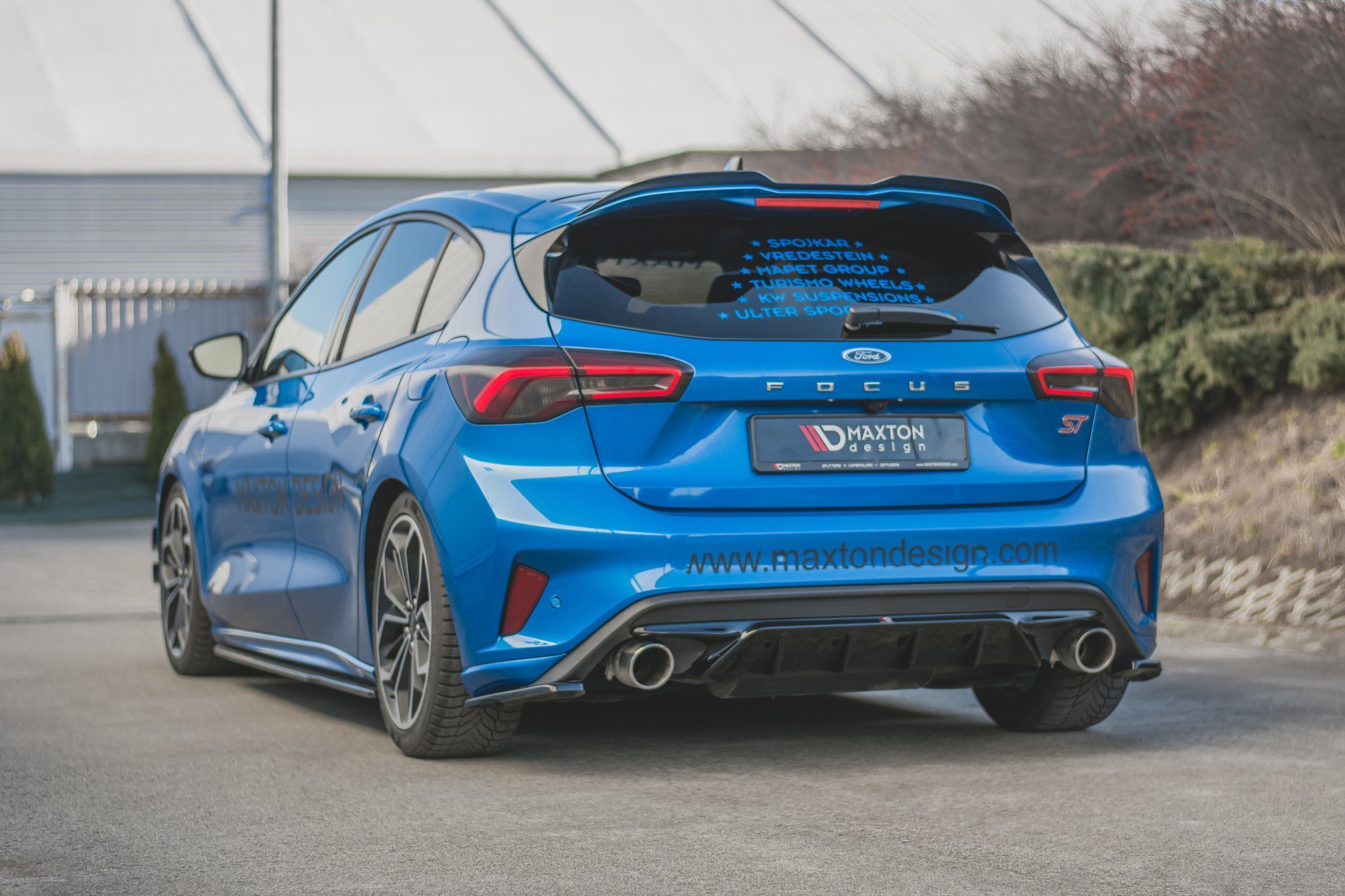 Heck Ansatz Flaps Diffusor V.1 für Ford Focus ST Mk4 schwarz Hochglanz