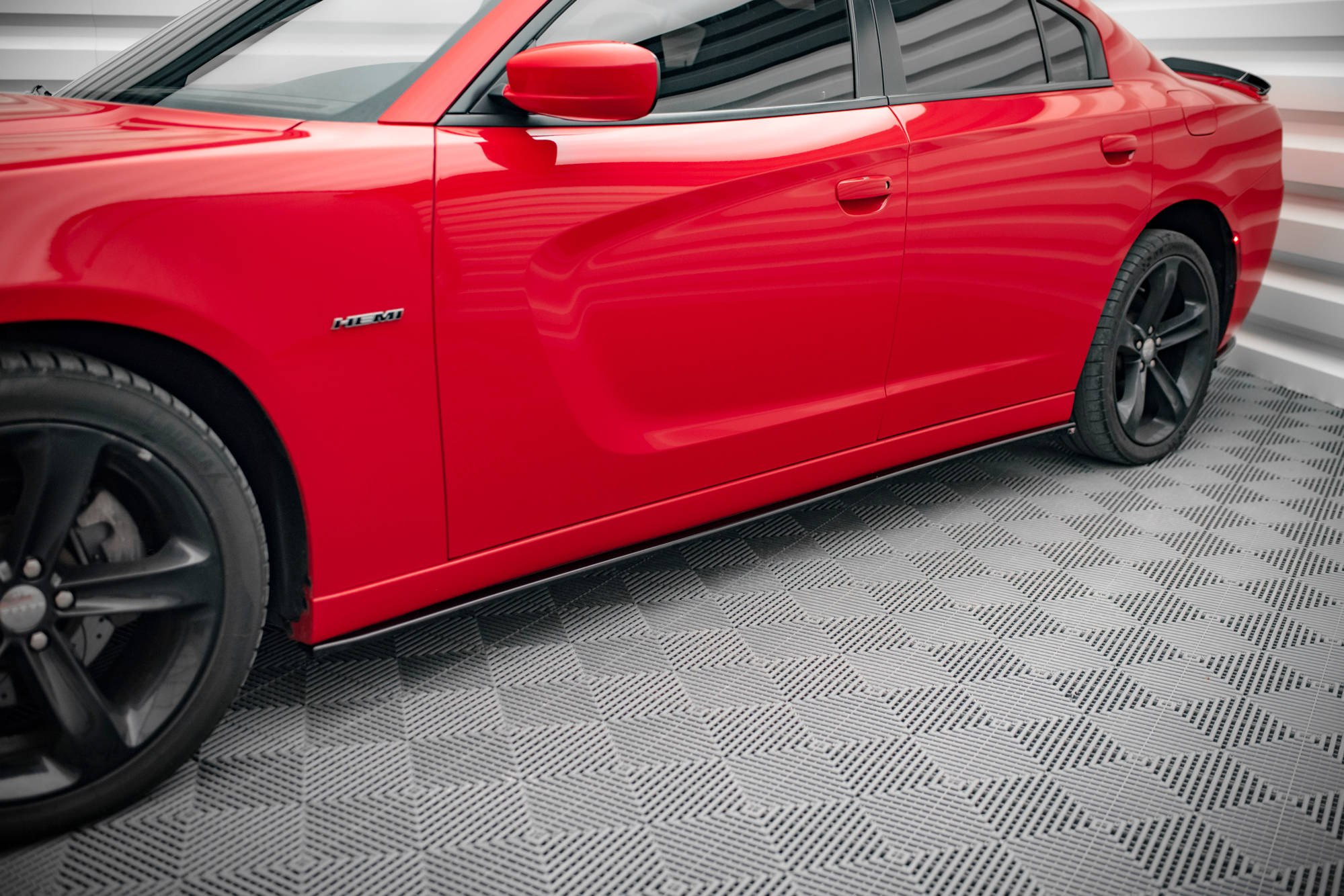Street+ Seitenschweller Leisten passend für Dodge Charger RT Mk7 FL schwarz Hochglanz