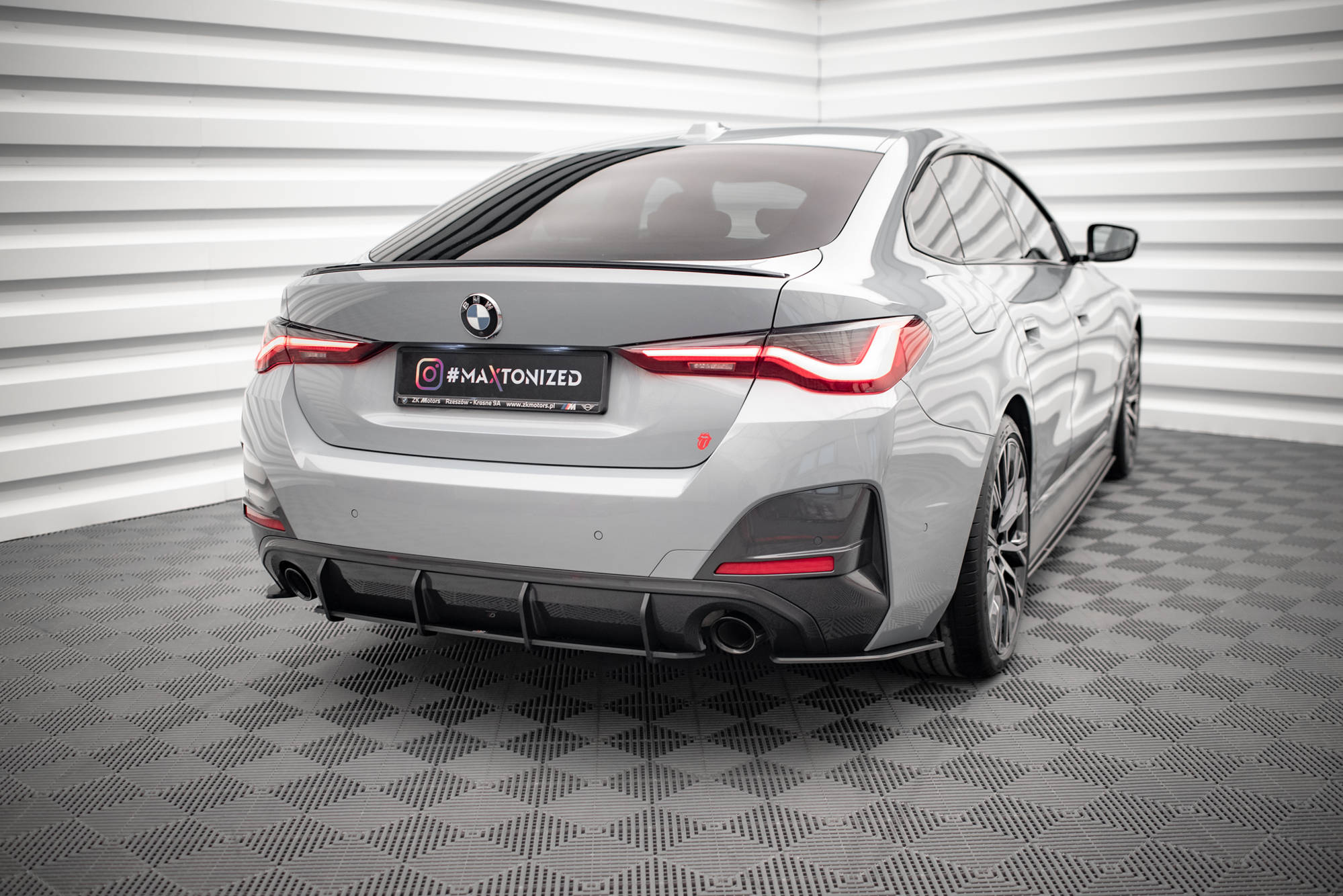 Street Pro Heckschürze Heck Ansatz Diffusor passend für BMW 4er Gran Coupe M-Paket G26 schwarz-rot