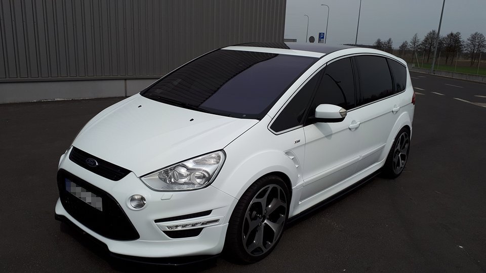 Front Ansatz für Ford S-Max Titanium Mk1 FL schwarz Hochglanz