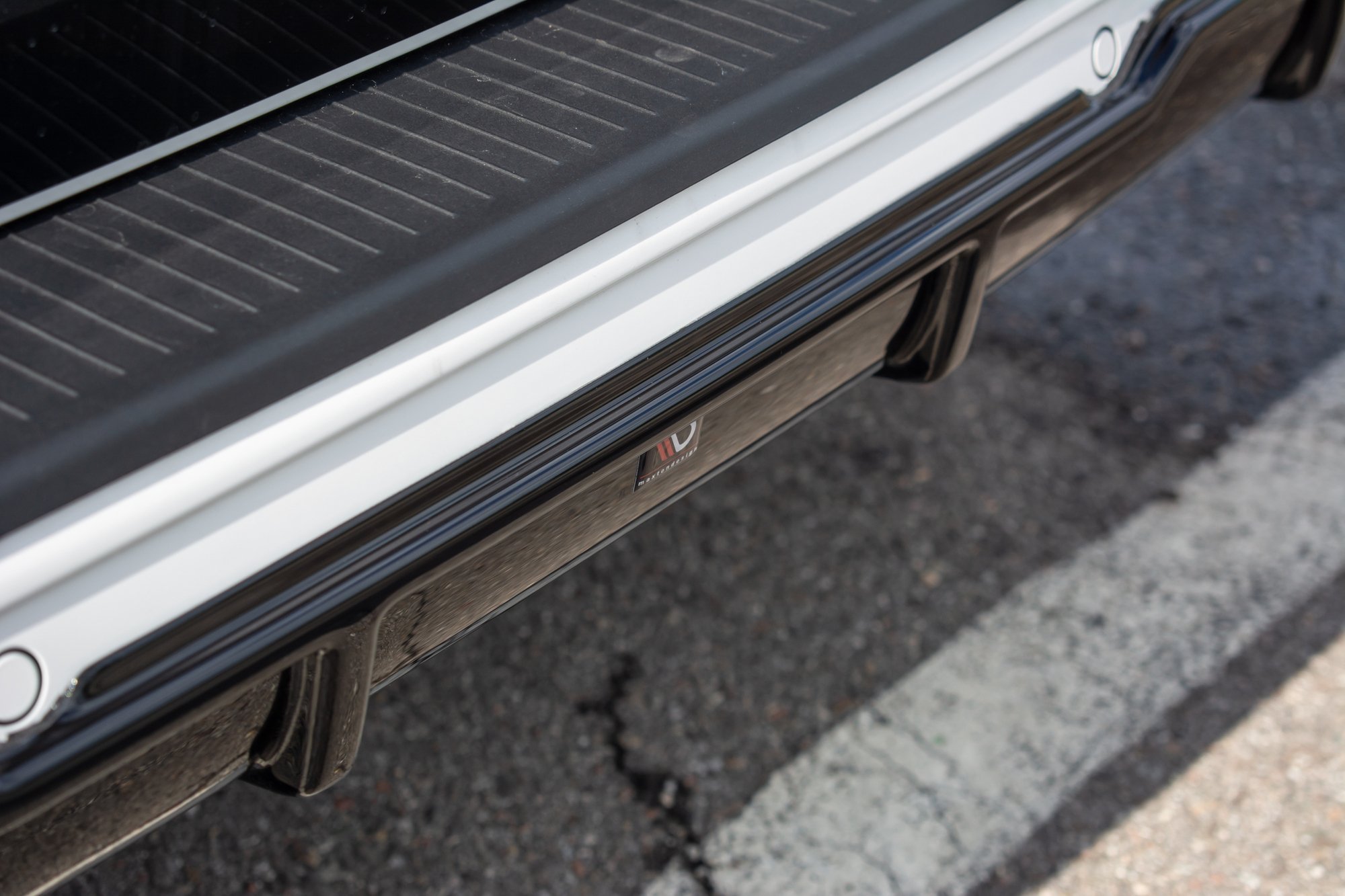 Diffusor Heck Ansatz für VW T6 / T6.1 schwarz Hochglanz