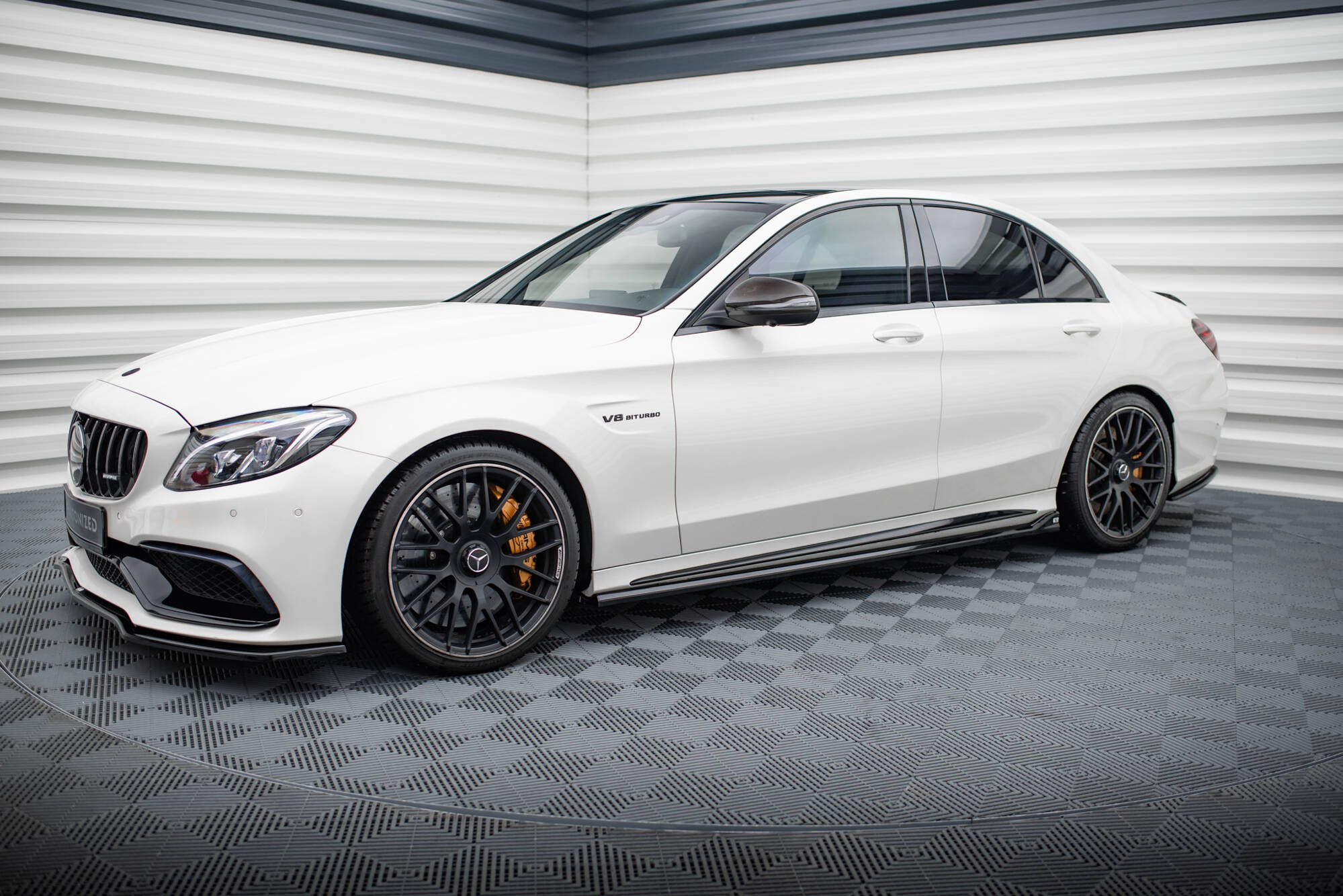 Street+ Seitenschweller Leisten V.2 passend für Mercedes-AMG C63 Limousine / Kombi W205 / S205 schwarz Hochglanz