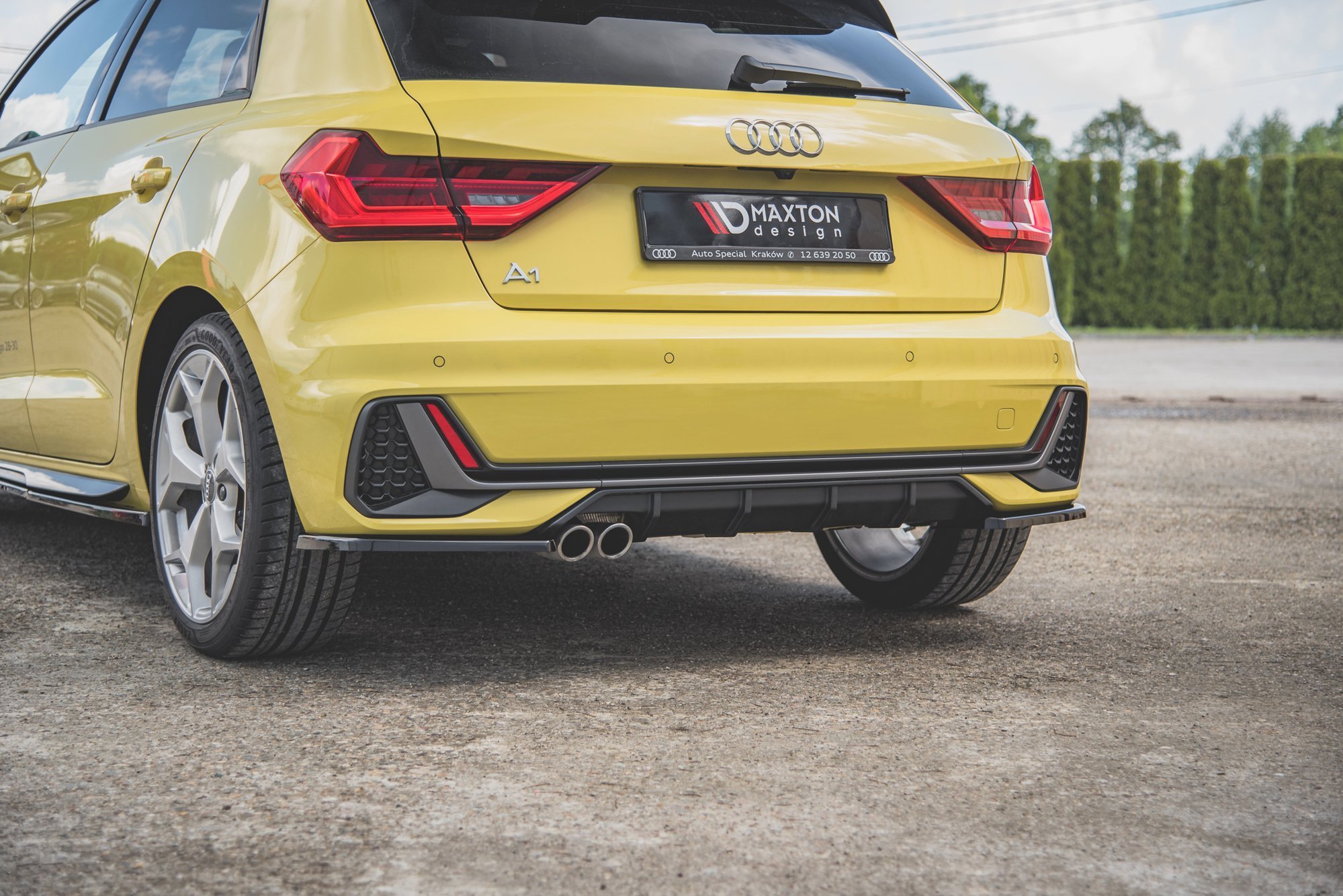 Heck Ansatz Flaps Diffusor für Audi A1 S-Line GB schwarz Hochglanz