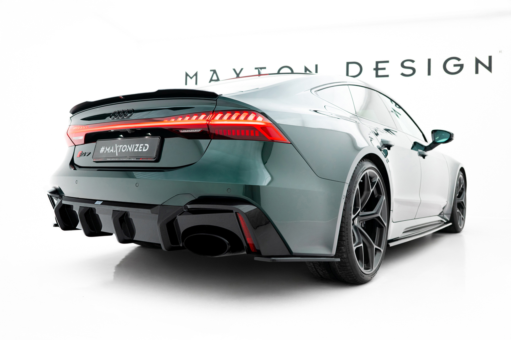 Carbon Fiber Heck Ansatz Diffusor passend für Audi RS7 C8 version mit towbar