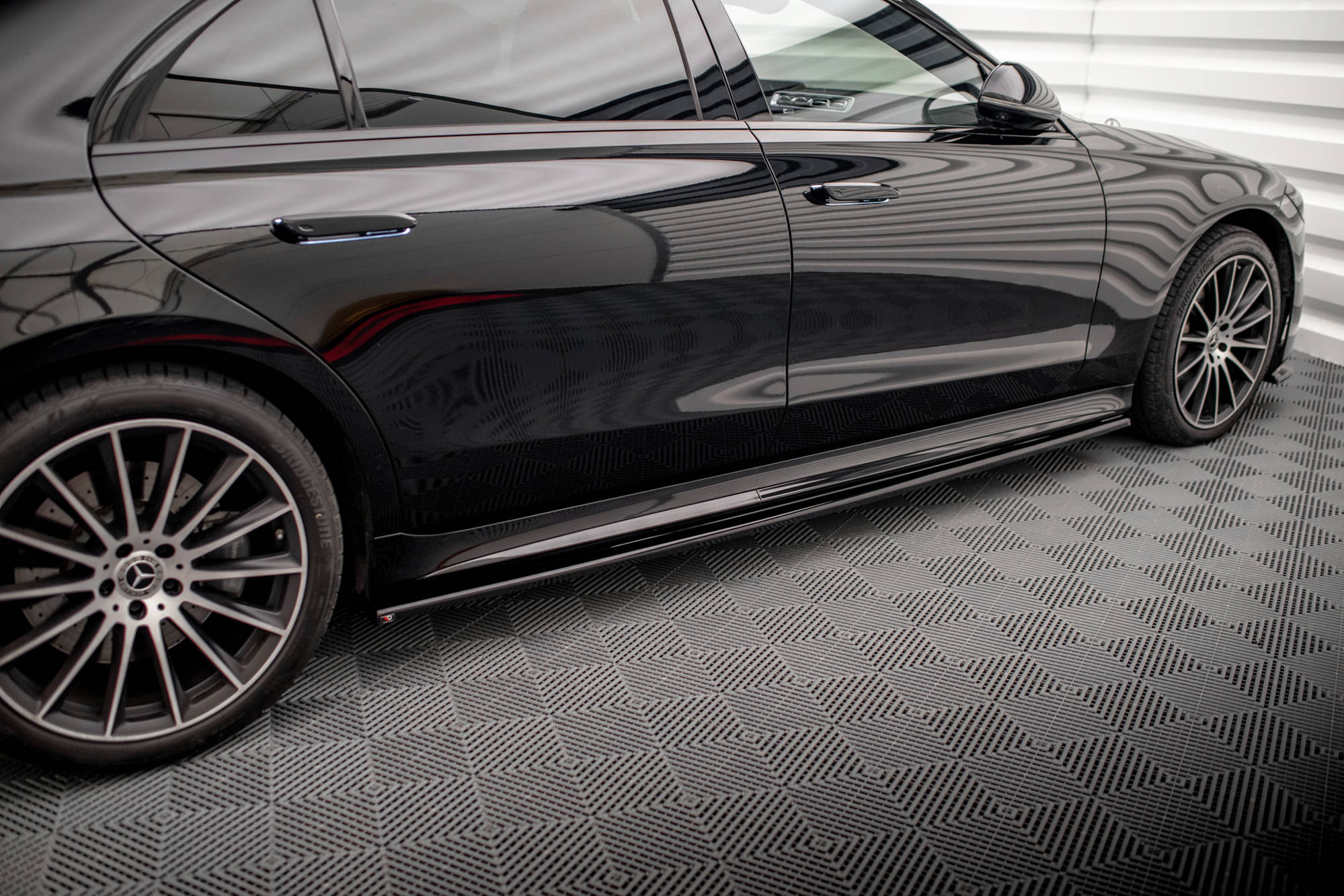 Street+ Seitenschweller Leisten passend für Mercedes S Long AMG-Line V223 schwarz Hochglanz