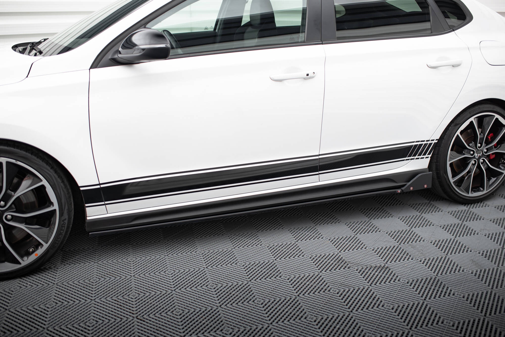 Street+ Seitenschweller Leisten V.5 + Flaps passend für Hyundai I30 N / N-Line Hatchback / Fastback Mk3 / Mk3 FL