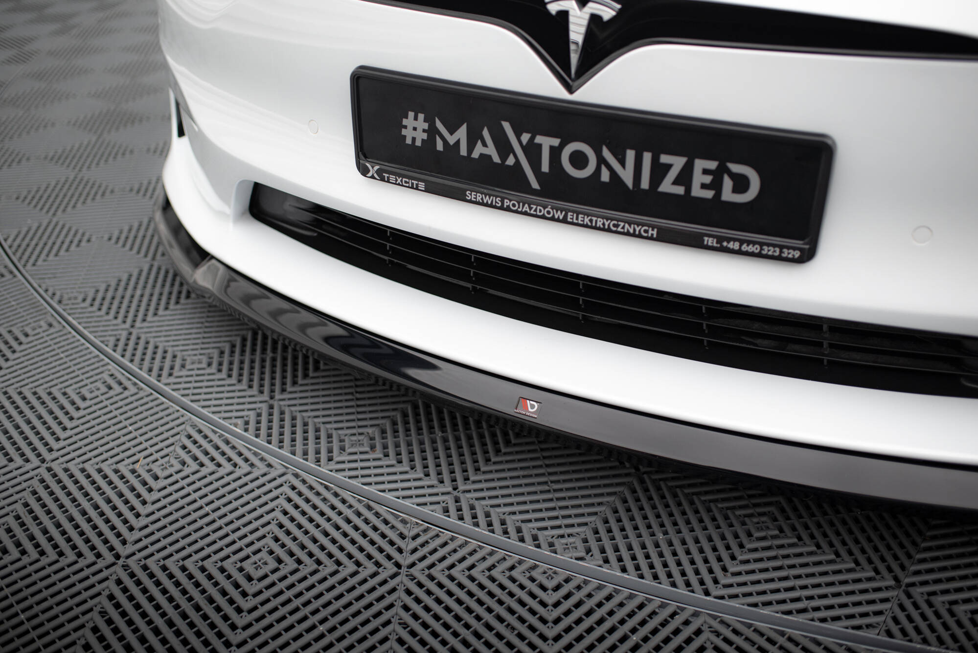 Frontlippe V.2 passend für Tesla Model S Plaid Mk1 FL schwarz Hochglanz